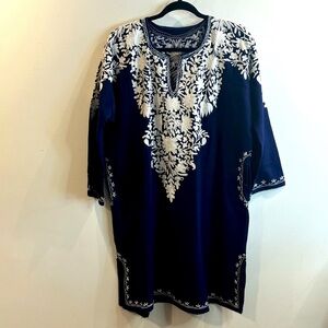 TUNIC Sz XL (estimated) Unbranded Side Pockets Slits 3/4 Sleeve Crew Neck Top